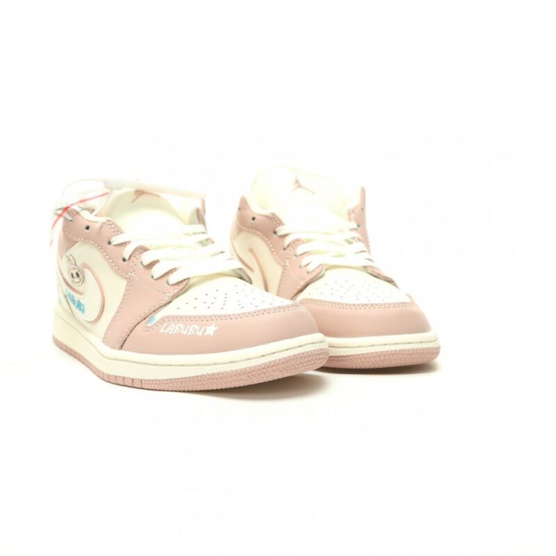 【AT14894】ナイキ エアジョーダン 1 ロー OG × LABUBU コラボモデル | Nike x Labubu