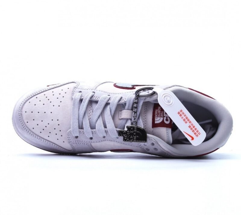 【AT1491】The North Face × Nike Air Nike Dunk Low ナイキ（Nike）のダンク・ロー（Dunk Low）は、The North Face（ノースフェイス）とのコラボで、クラシックで汎用性のあるカジュアルスポーツスニーカーです