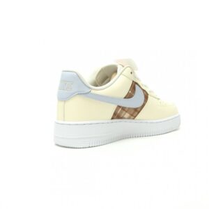 【AT14927】ナイキ・エアフォース1 '07 ロープレイドブラウン - ファッションとクラシックの融合 | Air Force 1