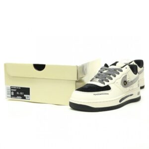【AT14929】PEACEMINUSONE×Nike Air Force 1 07 Lowコラボレーションスニーカー | AF1