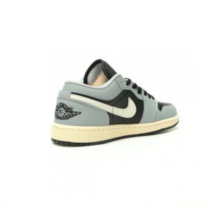 【AT14935】ナイキAir Jordan 1 Low Light Smoke Grey 浅煙灰 靴 | Jordan