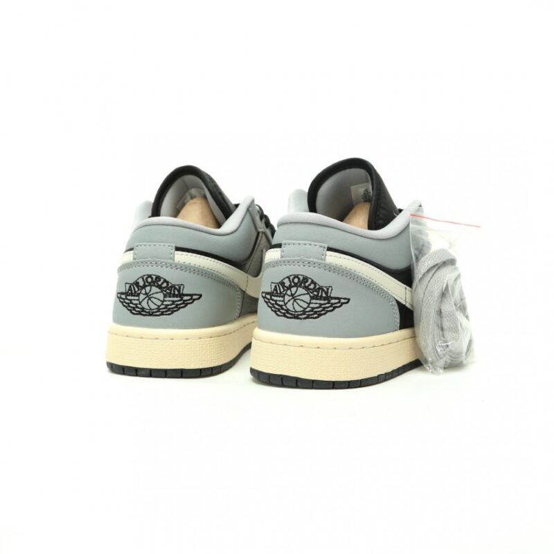 【AT14935】ナイキAir Jordan 1 Low Light Smoke Grey 浅煙灰 靴 | Jordan