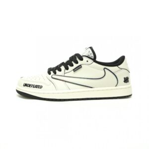 【AT14939】UNDEFEATED x Travis Scott コラボ Nike Air Jordan 1 Low スニーカー | Nike x Undefeated