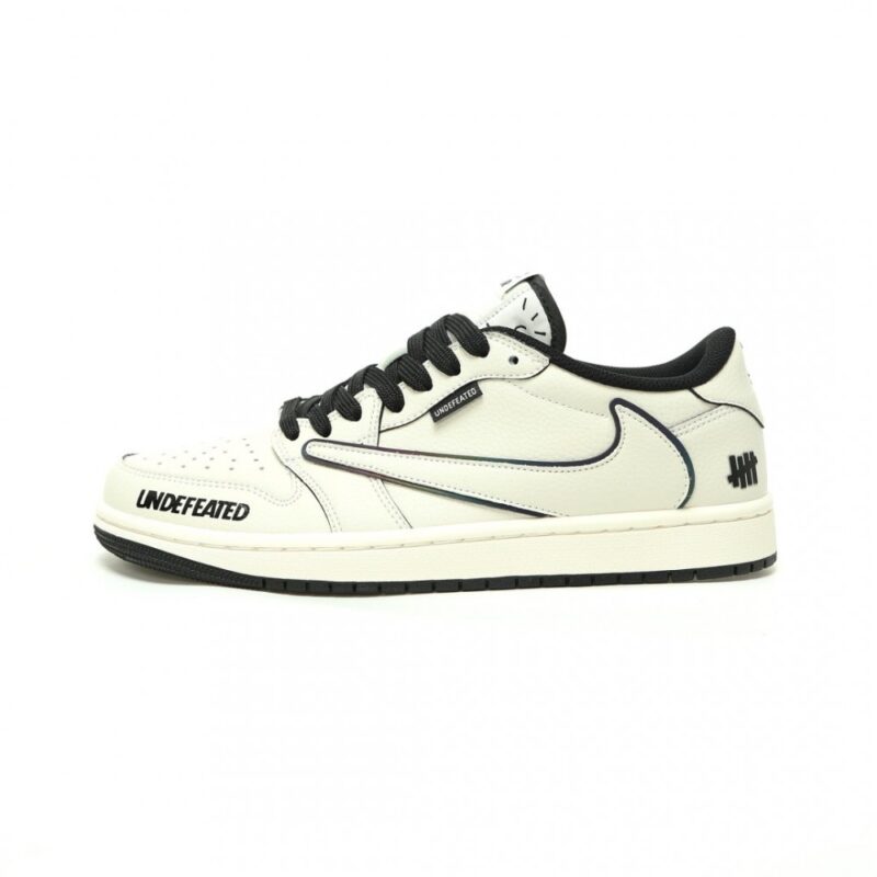 【AT14939】UNDEFEATED x Travis Scott コラボ Nike Air Jordan 1 Low スニーカー | Nike x Undefeated