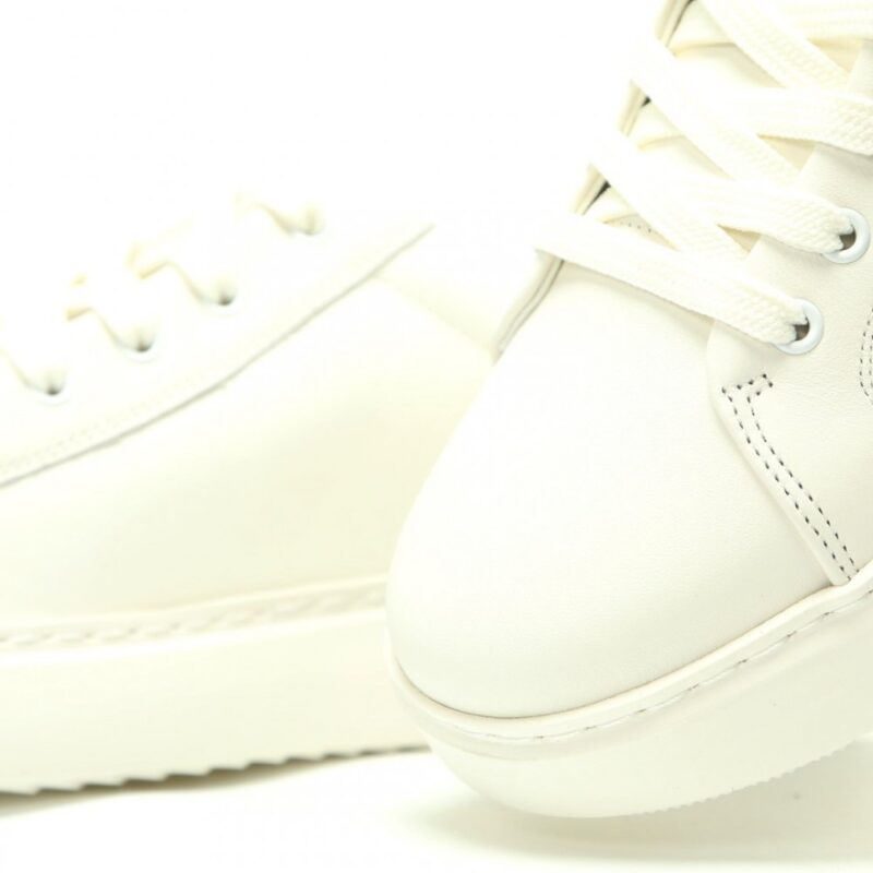 【AT14940】ルイ・ヴィトンのクーロメイデンリュックススニーカー、贅沢な都市コレクション | Louis Vuitton Malletier