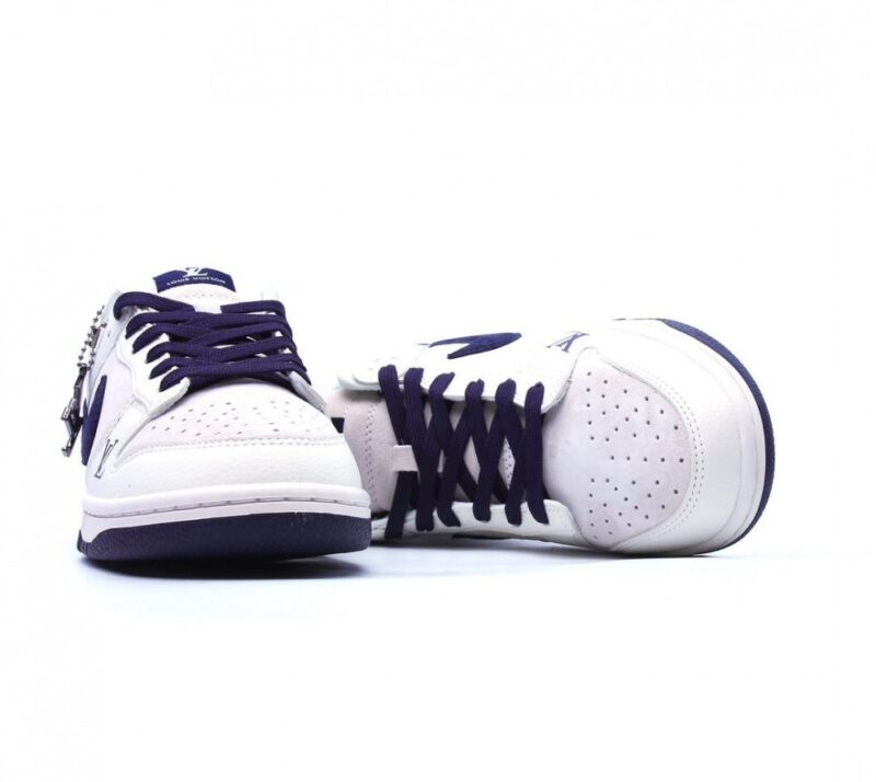 【AT1496】LV × Nike Louis Vuitton x Nike Dunk SB Low ルイ・ヴィトン×ナイキ ダンクSB ロー LVコラボ ホワイトブラック