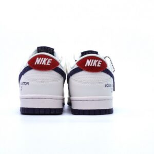 【AT1496】LV × Nike Louis Vuitton x Nike Dunk SB Low ルイ・ヴィトン×ナイキ ダンクSB ロー LVコラボ ホワイトブラック