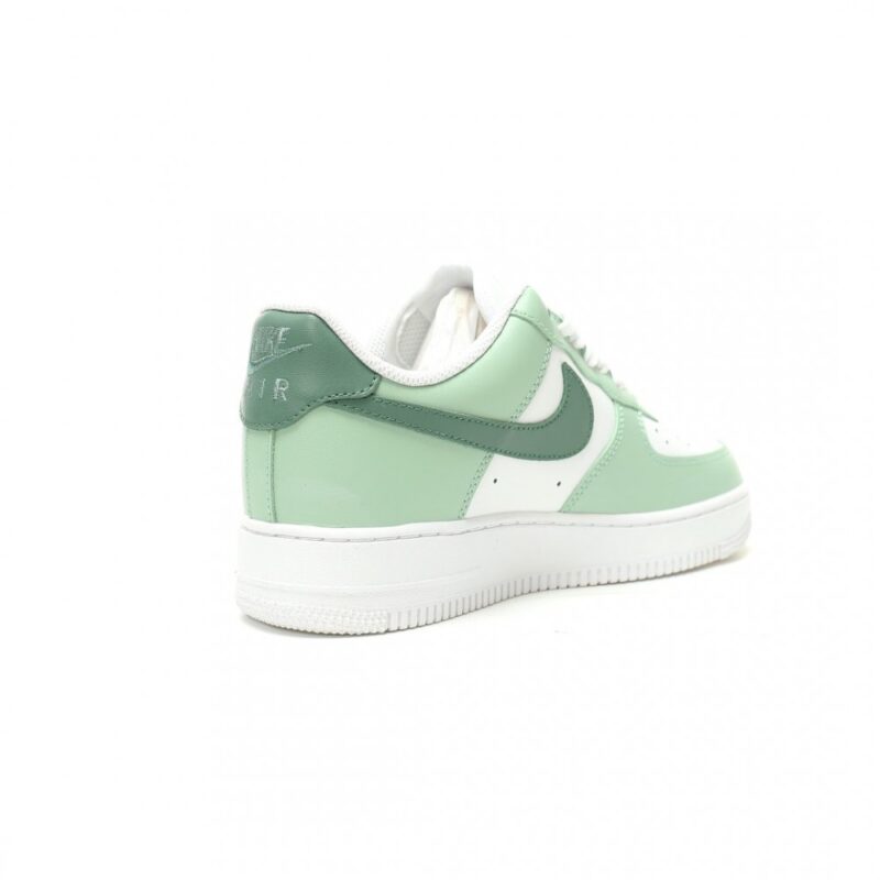 【AT14965】Nike Air Force 1 '07 Low カスタムグラフィティシューズ 緑白 幸運草デザイン | Nike Air Force 1