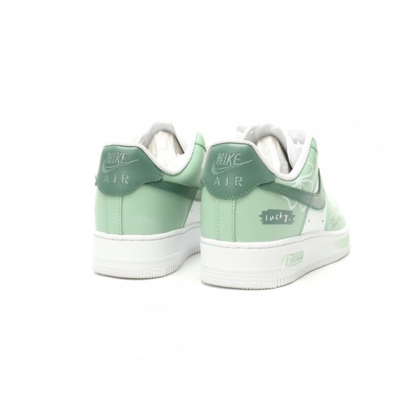 【AT14965】Nike Air Force 1 '07 Low カスタムグラフィティシューズ 緑白 幸運草デザイン | Nike Air Force 1