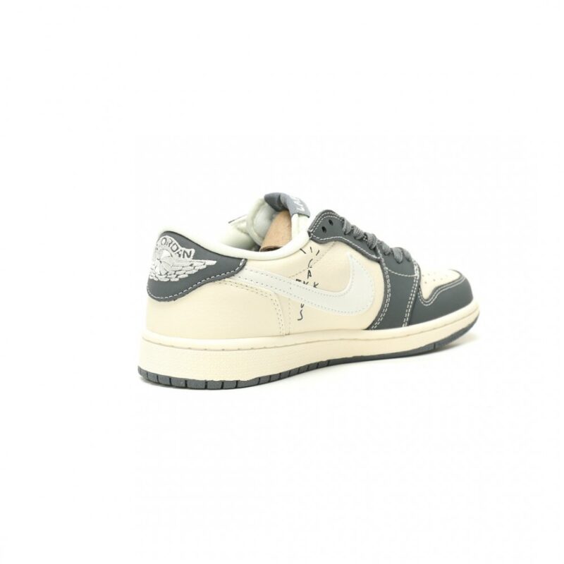 【AT14977】Nike Air Jordan 1 Low OG x LABUBU コラボスニーカー | Nike x Labubu