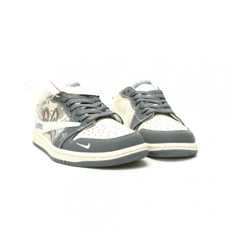 【AT14977】Nike Air Jordan 1 Low OG x LABUBU コラボスニーカー | Nike x Labubu