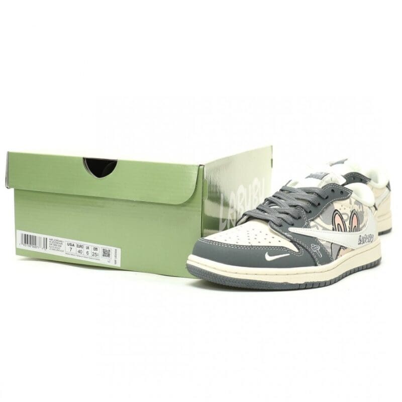 【AT14977】Nike Air Jordan 1 Low OG x LABUBU コラボスニーカー | Nike x Labubu