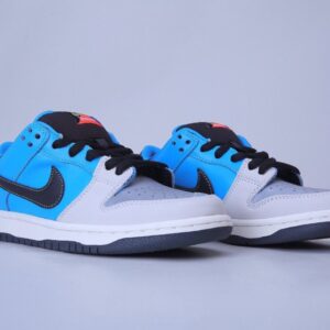 【AT1499】Instant Skateboards x Nike Dunk SB LowSB ナイキ インスタントスケートボード x ナイキ ダンク SB LowSB スケートボードシューズ ブルーグレーとシルバー 可愛い犬の頭と骨 日本の有名なスケートボードショップとコラボ ユニークなコラボレーション