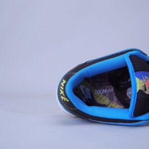 【AT1499】Instant Skateboards x Nike Dunk SB LowSB ナイキ インスタントスケートボード x ナイキ ダンク SB LowSB スケートボードシューズ ブルーグレーとシルバー 可愛い犬の頭と骨 日本の有名なスケートボードショップとコラボ ユニークなコラボレーション