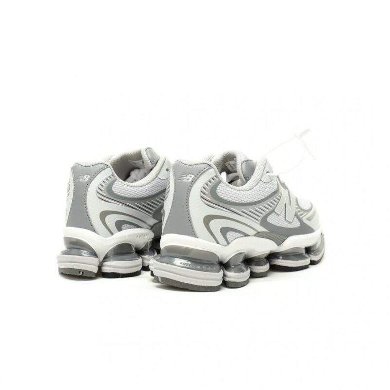 【AT14995】ニューバランス New Balance U2000シリーズレトロフューチャリスティックスニーカー | New Balance