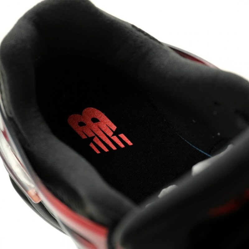 【AT14998】ニューバランス 9060シリーズBlack Red Gradientカラー スニーカー | New Balance