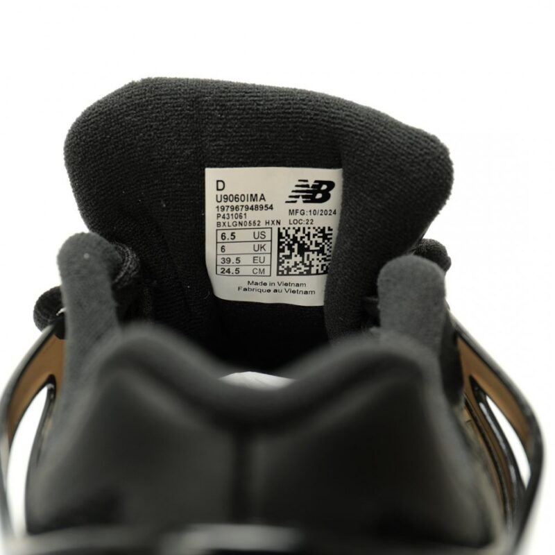 【AT14999】ニューバランス New Balance 9060シリーズ レトロスニーカー オールブラック ブラックサムライ | New Balance