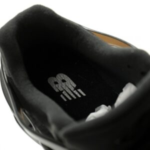 【AT14999】ニューバランス New Balance 9060シリーズ レトロスニーカー オールブラック ブラックサムライ | New Balance