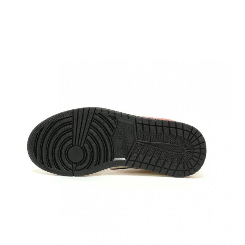 【AT15025】ナイキ x シュプリーム x トラヴィス・スコット Air Jordan 1 Low スニーカー | Supreme x Nike