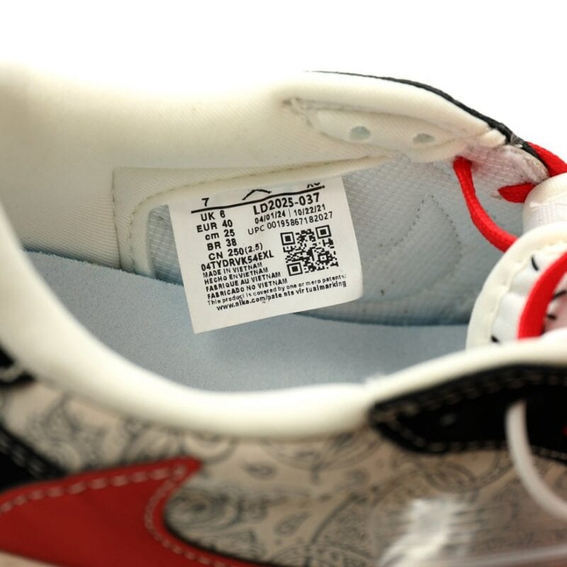 【AT15025】ナイキ x シュプリーム x トラヴィス・スコット Air Jordan 1 Low スニーカー | Supreme x Nike