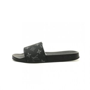 【AT15033】ルイ・ヴィトンWaterfrontシリーズの防水モノグラムサンダル | LV