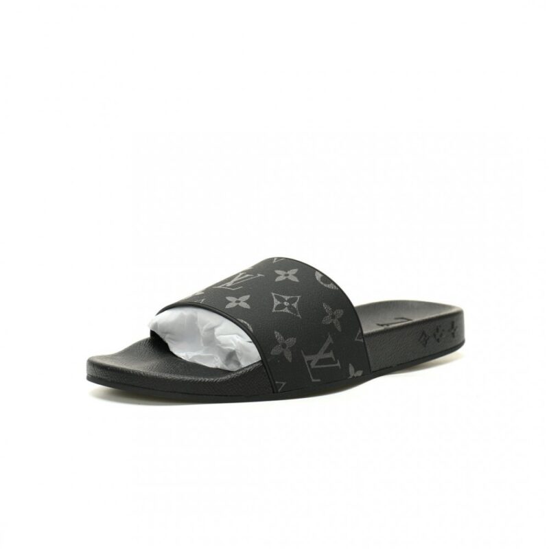 【AT15033】ルイ・ヴィトンWaterfrontシリーズの防水モノグラムサンダル | LV