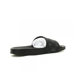 【AT15033】ルイ・ヴィトンWaterfrontシリーズの防水モノグラムサンダル | LV