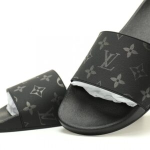 【AT15033】ルイ・ヴィトンWaterfrontシリーズの防水モノグラムサンダル | LV