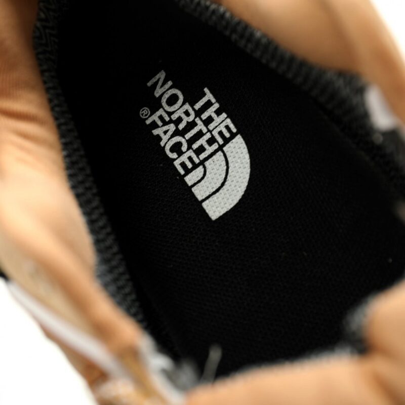 【AT15036】ザ・ノース・フェイスHEDGEHOG FASTPACK WPヘッジホッグファストパックウォータープルーフシリーズハイキングシューズ | TNF
