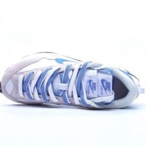 【AT1506】Sacai x Nike ナイキワッフルとサカイコラボのLDWaffle/Sacaiのオックスフォード布+スウェード素材の厚底靴。オリジナルの引き出し付きのギフトボックスと日本の解体美学が融合したコラボレーション。