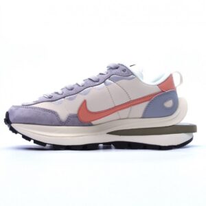 【AT1506】Sacai x Nike ナイキワッフルとサカイコラボのLDWaffle/Sacaiのオックスフォード布+スウェード素材の厚底靴。オリジナルの引き出し付きのギフトボックスと日本の解体美学が融合したコラボレーション。