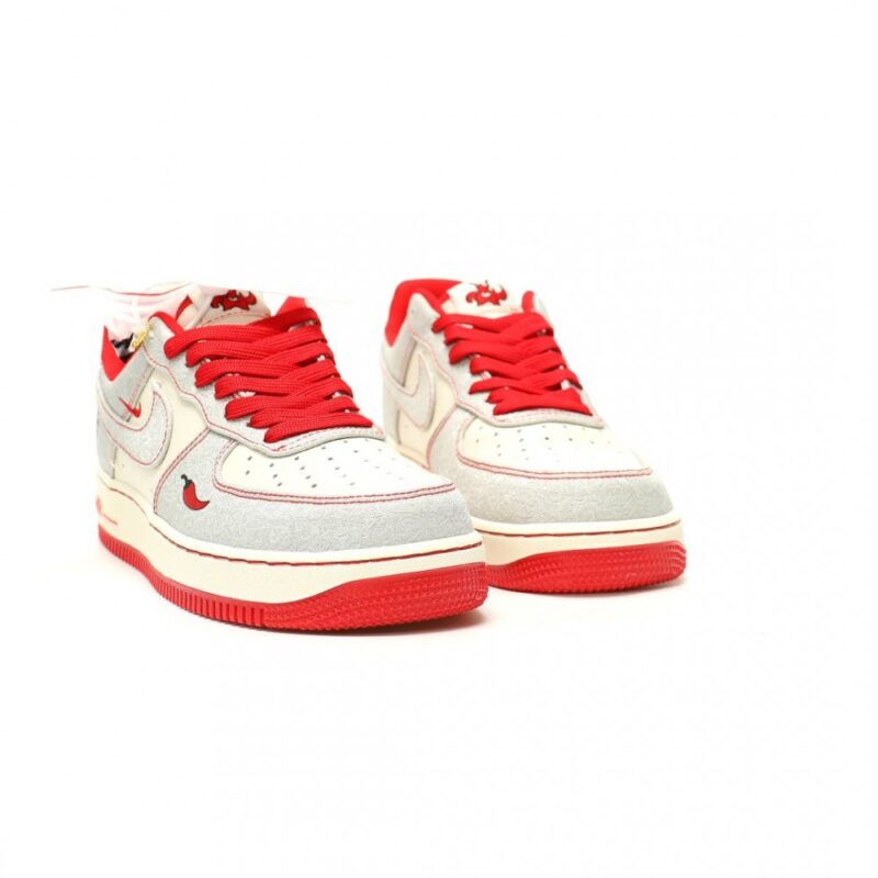 【AT15060】ナイキ Air Force 1クラシックローカットカジュアルスニーカー | Nike Air Force 1