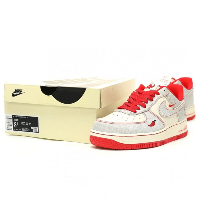 【AT15060】ナイキ Air Force 1クラシックローカットカジュアルスニーカー | Nike Air Force 1