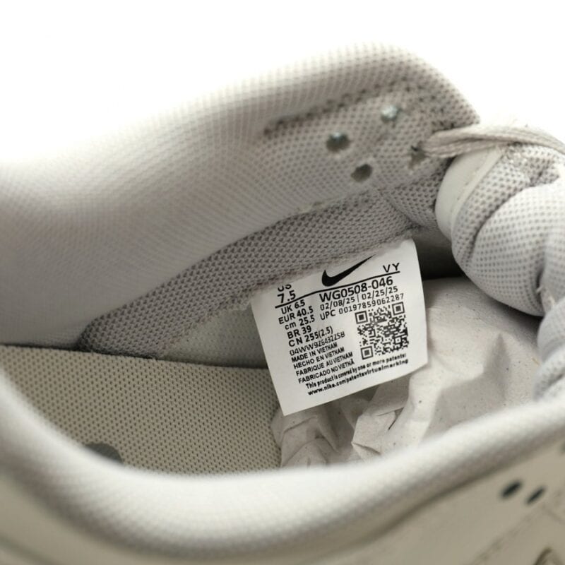 【AT15062】Nike SB Dunk Lowスケートボードシューズ - 高品質な牛革素材とEVAクッション内蔵 | Nike Dunk