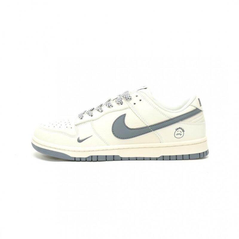 【AT15063】Nike x Travis ScottコラボSB Dunk Low スニーカー | Travis Scott Nike