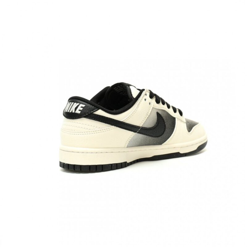 【AT15064】ナイキ x ステューシーコラボSB Dunk Lowスケートボードシューズ | Stussy x Nike