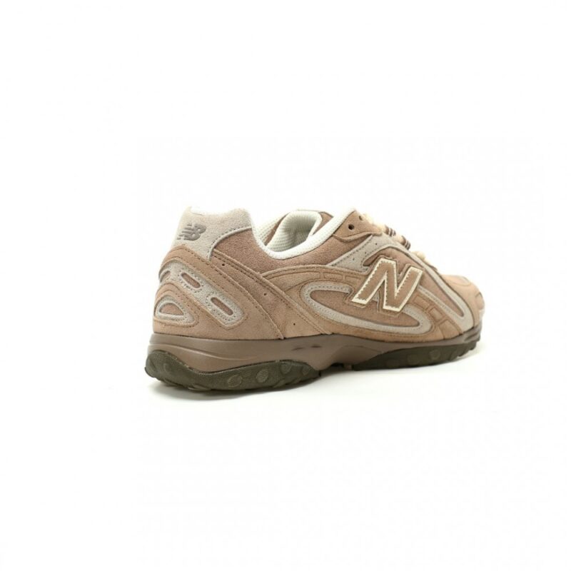 【AT15080】ニューバランス New Balance 204Lシリーズ スエードレザーレトロスニーカー - ブラウン | New Balance