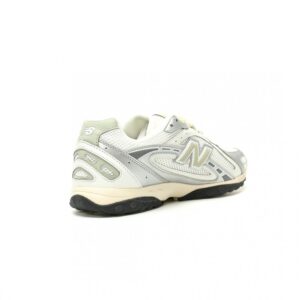 【AT15081】ニューバランス204Lシリーズスポーツカジュアルシューズ - メタルシルバーホワイトグリーン | スリムなシルエットと優れたクッション性能 | 都市通勤とストリートファッションに最適 | New Balance