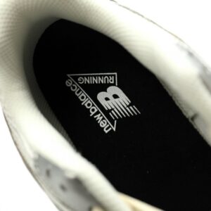 【AT15081】ニューバランス204Lシリーズスポーツカジュアルシューズ - メタルシルバーホワイトグリーン | スリムなシルエットと優れたクッション性能 | 都市通勤とストリートファッションに最適 | New Balance