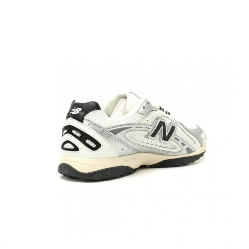 【AT15082】New Balance 204Lシリーズローカットレトロスニーカー【男女兼用】 | New Balance