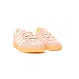 【AT15095】アディダスガゼルインドアトレーナーピンク＆ホワイトの90年代レトロ美学 | Adidas Gazelle