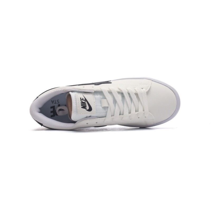 【AT1510】Bape x Nike ナイキとBapeのコラボレーションは、BAPE MAD STAローカットスニーカーを通じて単純でありながらも特別なものを提供します。FARFETCHでファッショナブルでカジュアルな板シューズを手に入れよう。