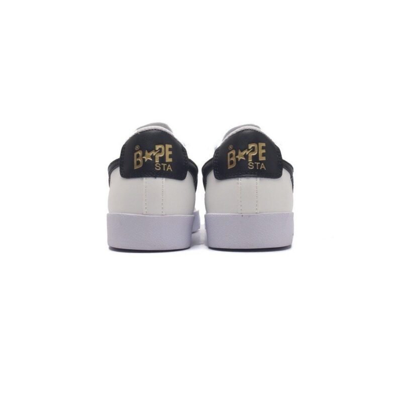 【AT1510】Bape x Nike ナイキとBapeのコラボレーションは、BAPE MAD STAローカットスニーカーを通じて単純でありながらも特別なものを提供します。FARFETCHでファッショナブルでカジュアルな板シューズを手に入れよう。