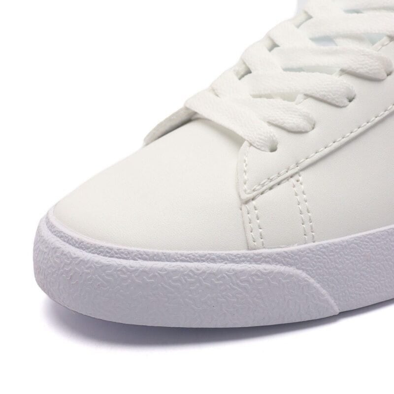 【AT1510】Bape x Nike ナイキとBapeのコラボレーションは、BAPE MAD STAローカットスニーカーを通じて単純でありながらも特別なものを提供します。FARFETCHでファッショナブルでカジュアルな板シューズを手に入れよう。