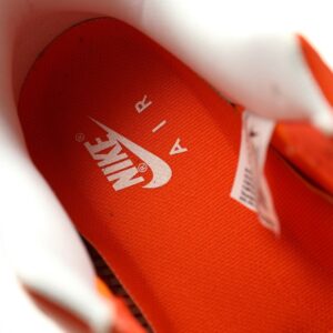 【AT15105】ナイキ エアフォース 1 '07 Low 'Orange' ストリートファッションの美学を再定義 | Nike Air Force 1