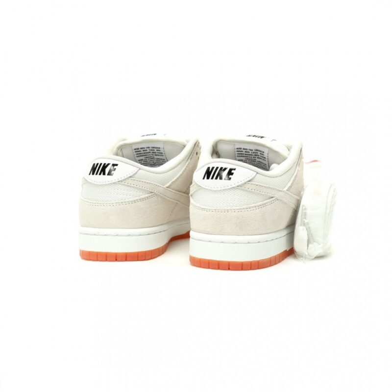 【AT15113】ナイキSB ダンク ロー SE ローカットスニーカー | Dunk