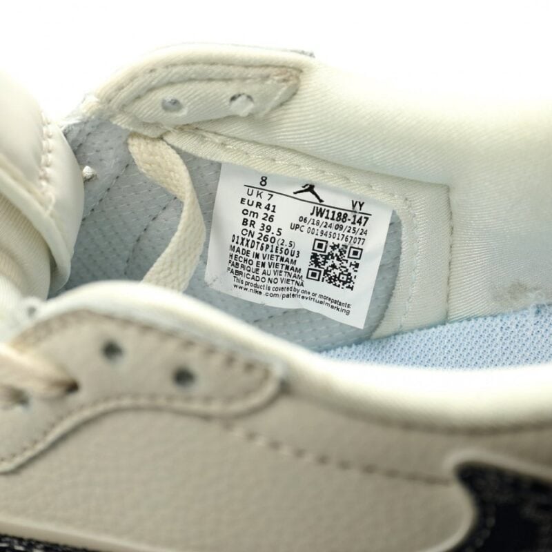 【AT15119】ナイキ x グッチコラボ Air Jordan 1 Low ストリートファッションと高級感の融合 | Gucci x Nike