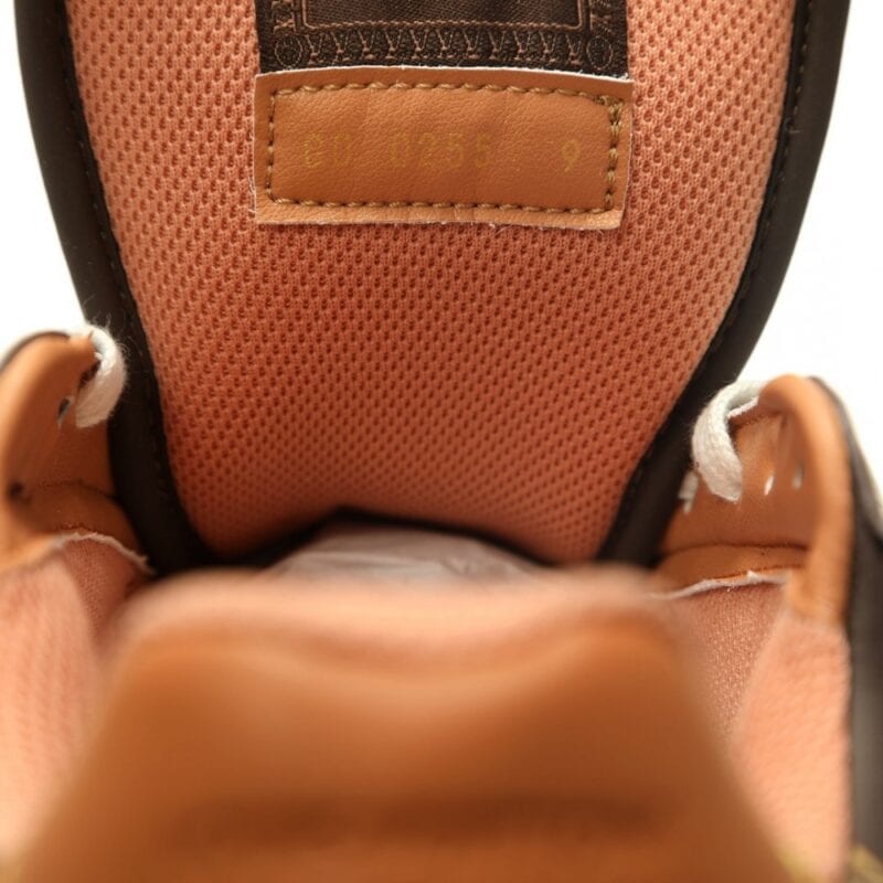 【AT15130】ルイ・ヴィトンのLVモノグラムランニングシューズ - ランニングシューズの高品質レザーソールデザイン | Louis Vuitton Paris