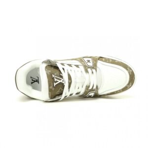 【AT15131】ルイ・ヴィトンのトレーナースニーカー・スポーツシューズ - 優雅なフランスブランドの贅沢なストリートファッション | Louis Vuitton Paris