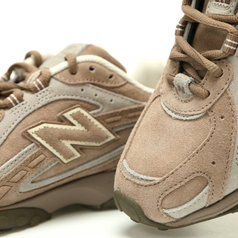 【AT15142】ニューバランス 204Lシリーズ スウェードレトロカジュアルスニーカー - ブラウン＆ブラウン | New Balance